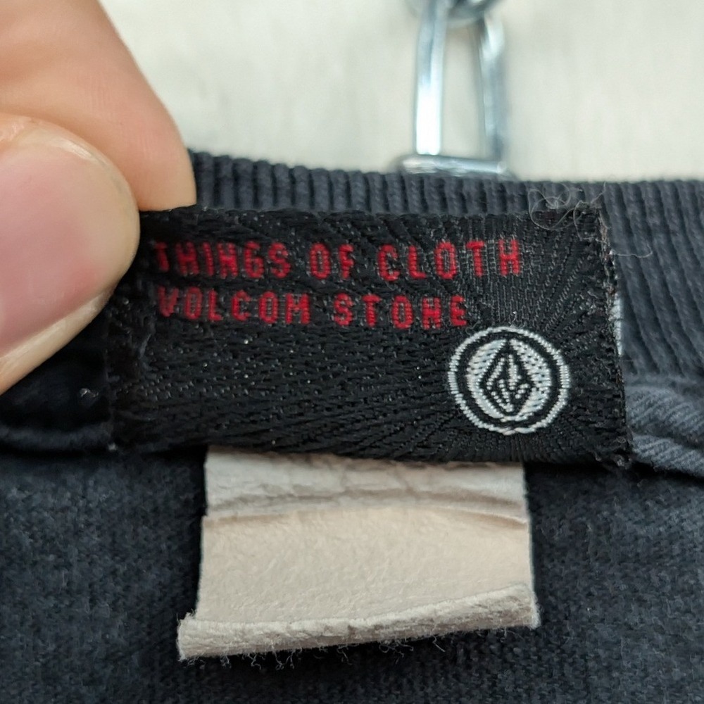VTG Volcom T-Shirt Men's XL Black Faded Skate Streetwear Grunge Distressed Y2K - Picture 4 of 8